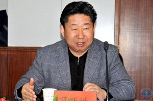 beat365体育官方网站党委书记范跃进亲切会见山东经济学院党委书记张体勤一行